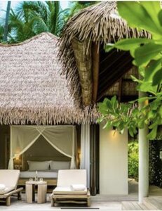 31″ x 24.5″ Artificial Balinese-style  Outdoor highly realistic synthetic grass thatch,