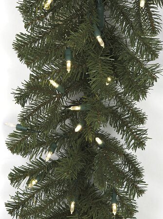 9 Foot Kelso Pine Garland With Led Lights