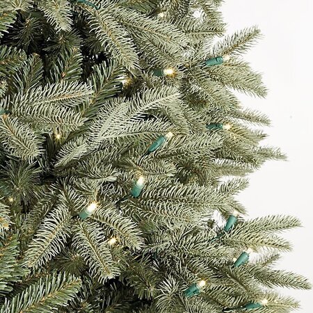  C-103230 7.5' Spruce Slim Tree New Plastic Real Feel Tips 46" Wide ***No Lights***